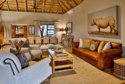 Makanyi Private Game Lodge