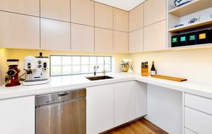 Amanwali - Luxury Beach Escape - Whale Beach, Australia