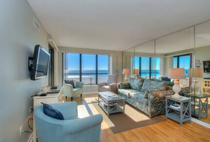 Beautiful Oceanfront Myrtle Beach Condo