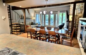 Mont-Tremblant Ski Chalet - Ski-In/Ski-Out Access - Mont Tremblant, Canada