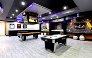 The White House Of Reunion - Reunion, Florida