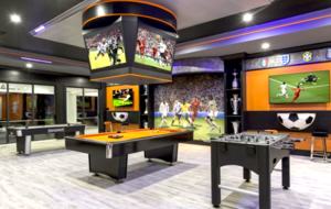 The White House Of Reunion - Reunion, Florida