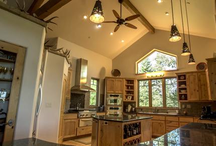 Steamboat Mountain Home