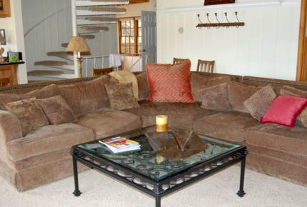 Spectacular Arrowhead Lakefront