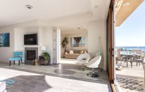 The Seahorse Oceanfront Villa - Oceanside, California