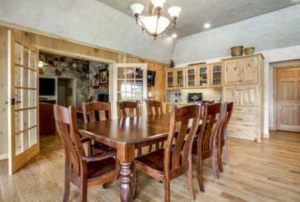 The Lodge at the Orchard - 30 Minutes to Fort Worth!