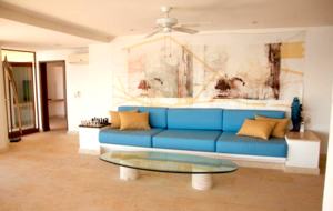 Pacific Paradise - Ixtapa de Azueta, Mexico