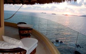 Pacific Paradise - Ixtapa de Azueta, Mexico