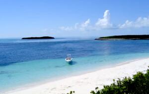 Beautiful Overwater Townhouse - Great Harbour Cay, Bahamas