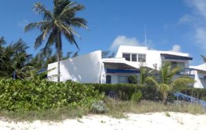 Beautiful Beachfront Double Villa - Great Harbour Cay, Bahamas