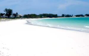 Beautiful Beachfront Double Villa - Great Harbour Cay, Bahamas