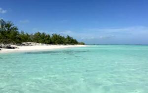 Beautiful Beachfront Double Villa - Great Harbour Cay, Bahamas