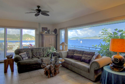 Casa Azure