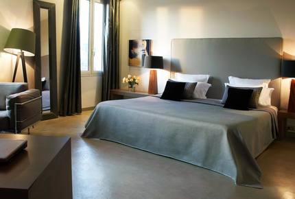 Toile Blanche Hotel (HS)