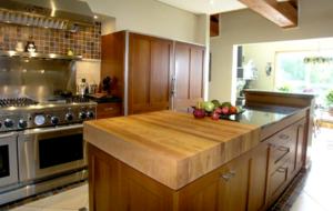 Ile d'Orléans Mansion (near Old Quebec City) - Ste-Pétronille, Canada