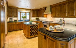 Vail Mountain Getaway - Vail, Colorado