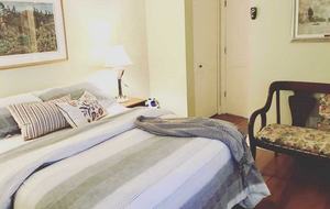 Wakefield Retreat - Alcove, Canada