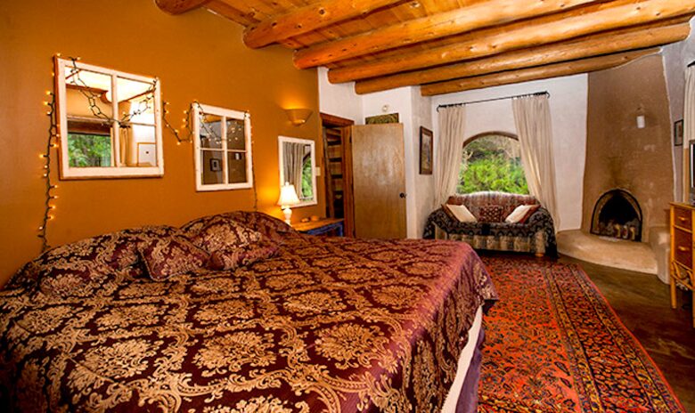 Sister Casita - Bohemian and Dog-Friendly! - Taos, New Mexico