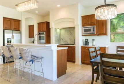 Escala Luxury Retreat