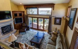 Ocean and Bay View Luxury Villa - Corona del Mar, California