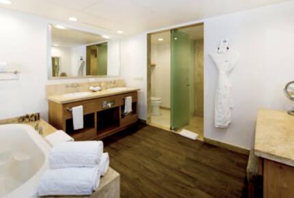 Baja Point (Formerly Grand Regina) Oceanside Luxury Residence
