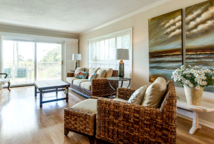Shorewood Luxury Villa