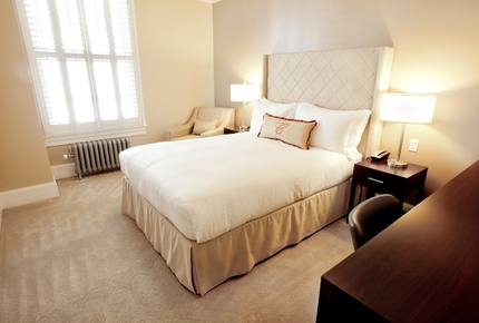 The Cardinal Hotel (HS)