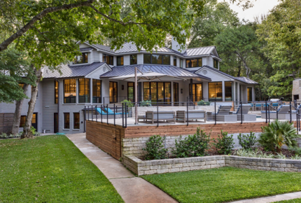 ARRIVE - Lake Austin Retreat