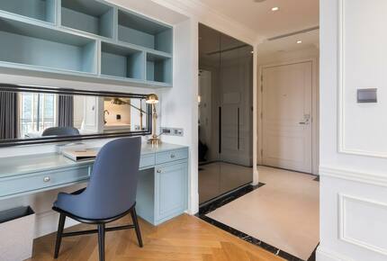Bach Suites Saigon (HS)