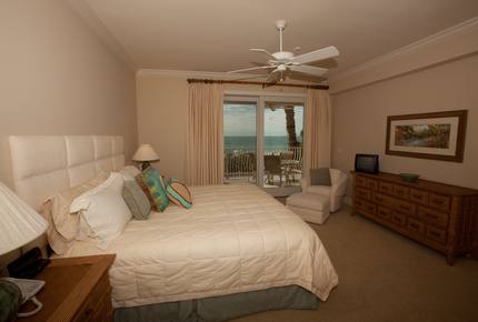 La Plage Beach Villa on Anna Maria Island - Holmes Beach, Florida