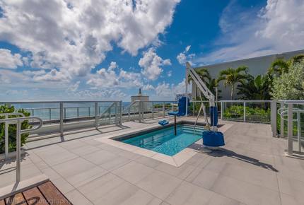 Brand New Beach Resort - Costa Hollywood