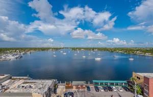 Contemporary Costa Hollywood Beach Resort - Hollywood, Florida