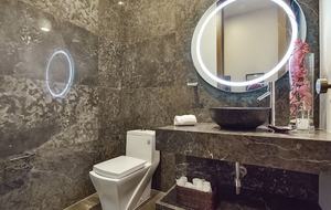 ABOVE - Pinnacle Estate - Austin, Texas