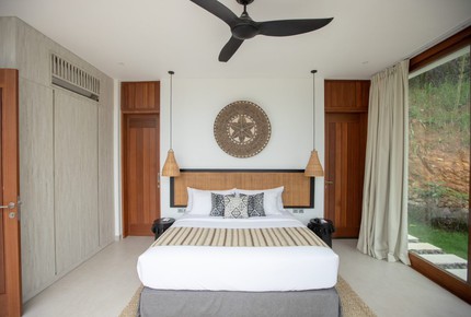 Selong Selo Elevated Villa