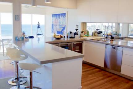 Whale Beach Getaway