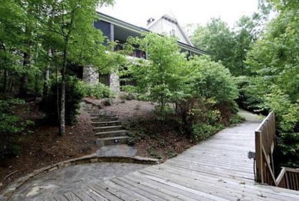 Lake Keowee Waterfront