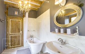 Château De Vézins (R) - Cholet, France