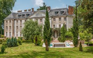 Château De Vézins (R) - Cholet, France
