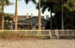 Seagrape Cottage - Indian Rocks Beach, Florida