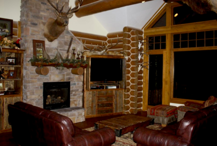 Teton Springs Cabin - Near Jackson Hole and Grand Targhee Ski Resort!