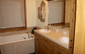 Teton Springs Cabin - Near Jackson Hole and Grand Targhee Ski Resort! - Victor, Idaho