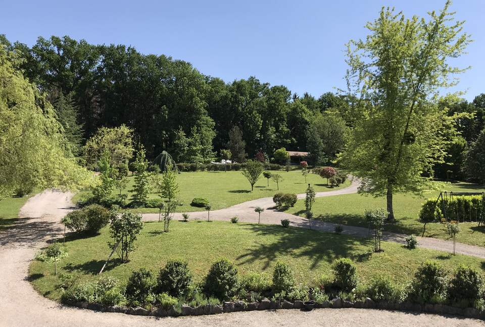 Lake Geneva frontlake House & Private Beach - Nernier, France