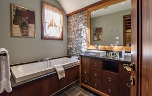 Les Legendes 4 Bedroom Residence - Mont-Tremblant, Canada
