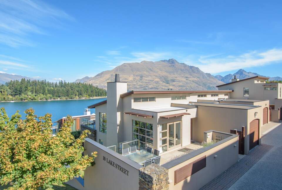 Lake Street Queenstown - Queenstown, New Zealand