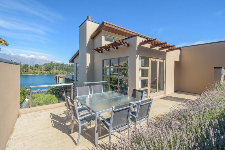 Lake Street Queenstown - Queenstown, New Zealand