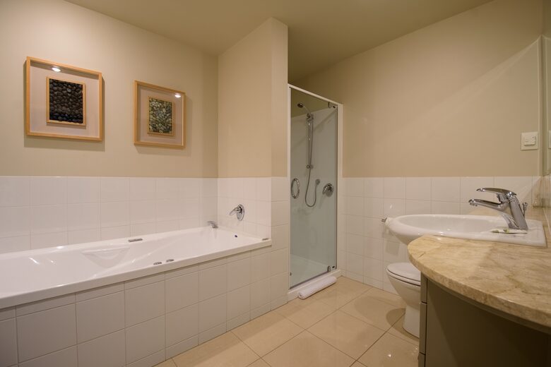 Lake Street Queenstown - Queenstown, New Zealand