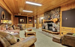 Timber Moose: America's Biggest Log Cabin - Heber City, Utah