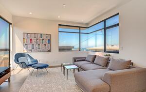 Manhattan Beach Getaway - Perfect Downtown/Beach Location! - Manhattan Beach, California