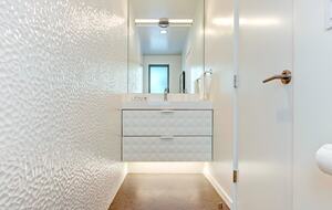 Manhattan Beach Getaway - Perfect Downtown/Beach Location! - Manhattan Beach, California