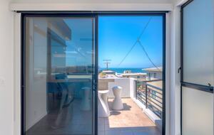 Manhattan Beach Getaway - Perfect Downtown/Beach Location! - Manhattan Beach, California